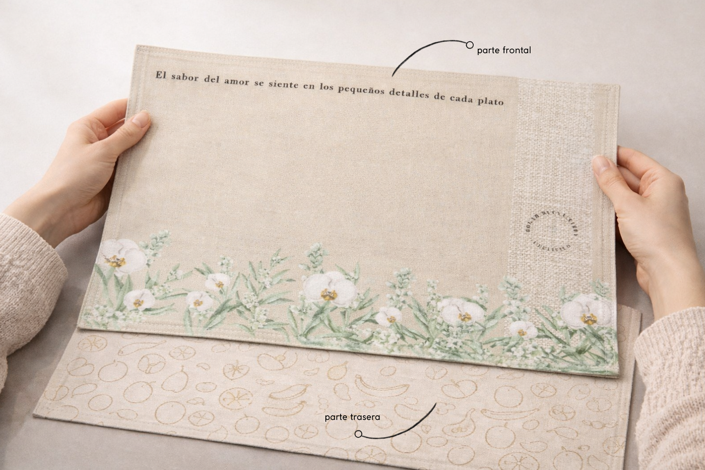 The mindful table - flores blancas